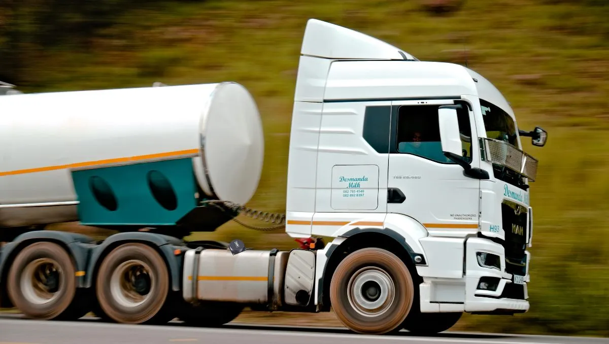 Fuel-Monitoring-System-for-Trucks